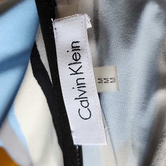 Calvin Klein Long Sleeve Shirt - Picture 5 of 5